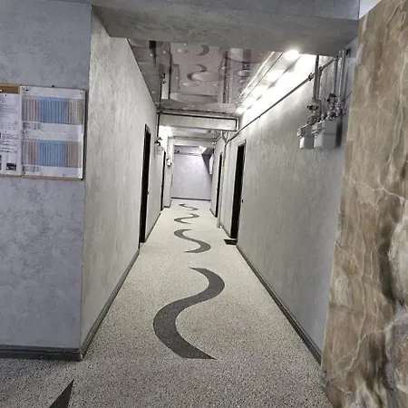 Le Premiere Suit By Building Stefan Prima Linie La Mare With Parking Apartman